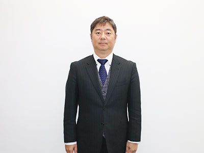 代表取締役　右田善弘
